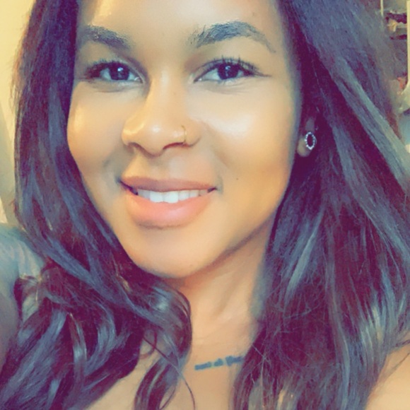 Meet your Posher, Faith - Picture 1 of 1